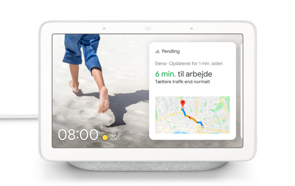 Google Nest Hub on varustettu ääniohjauksen lisäksi näytöllä.